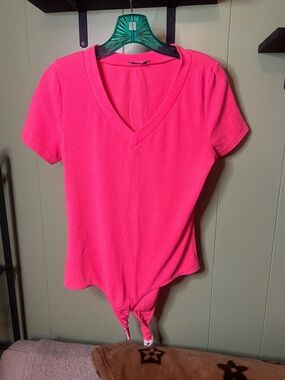 white birch Hot Pink Ribbed V-Neck Short Sleeve Bodysuit